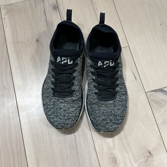 APL TechLoom Phantom Sneakers - Picture 2 of 8